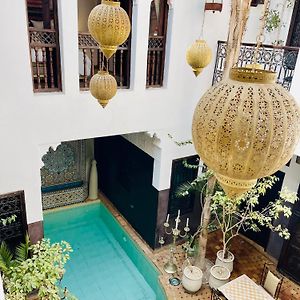 Riad La Porte Rouge By La Siredrah